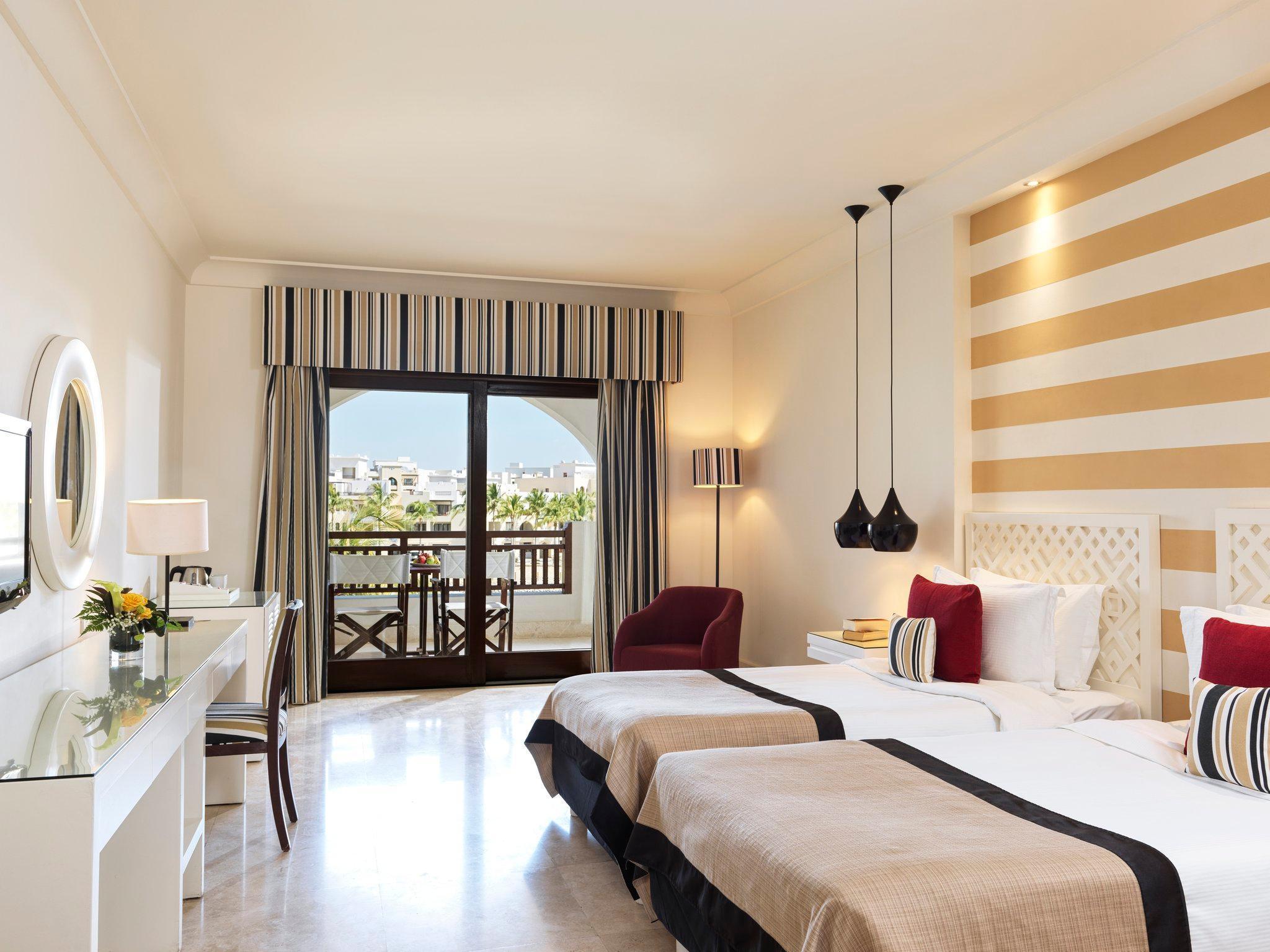 Juweira Boutique Adult Only Hotel 4*